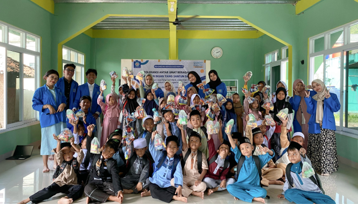 Mahasiswa UBSI Cikarang Gelar Sosialisasi Toleransi Beragama di TPQ At Taqwa Sukamahi