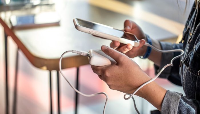 Rahasia Hemat Baterai Smartphone agar Awet Seharian Penuh