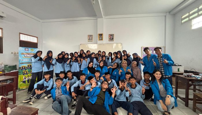 Mahasiswa Ilmu Komunikasi UBSI Ciptakan “Safe Space”  Di MTS Nurul Anwar: Ruang Tumbuh Tanpa Luka Untuk  Cegah Perundungan